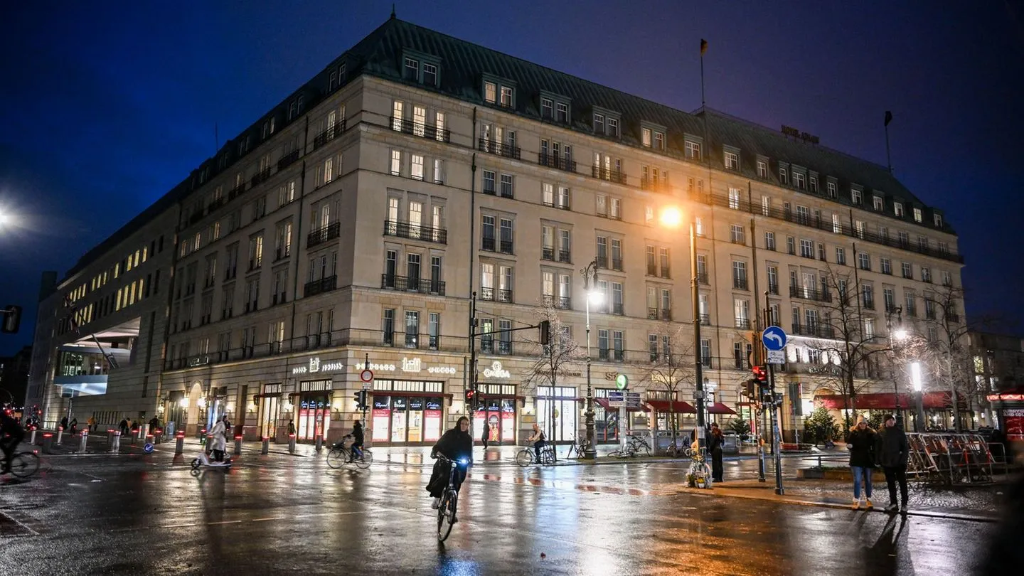 Verkauf des Berliner Hotel Adlon vorerst an fehlender Mehrheit gescheitert