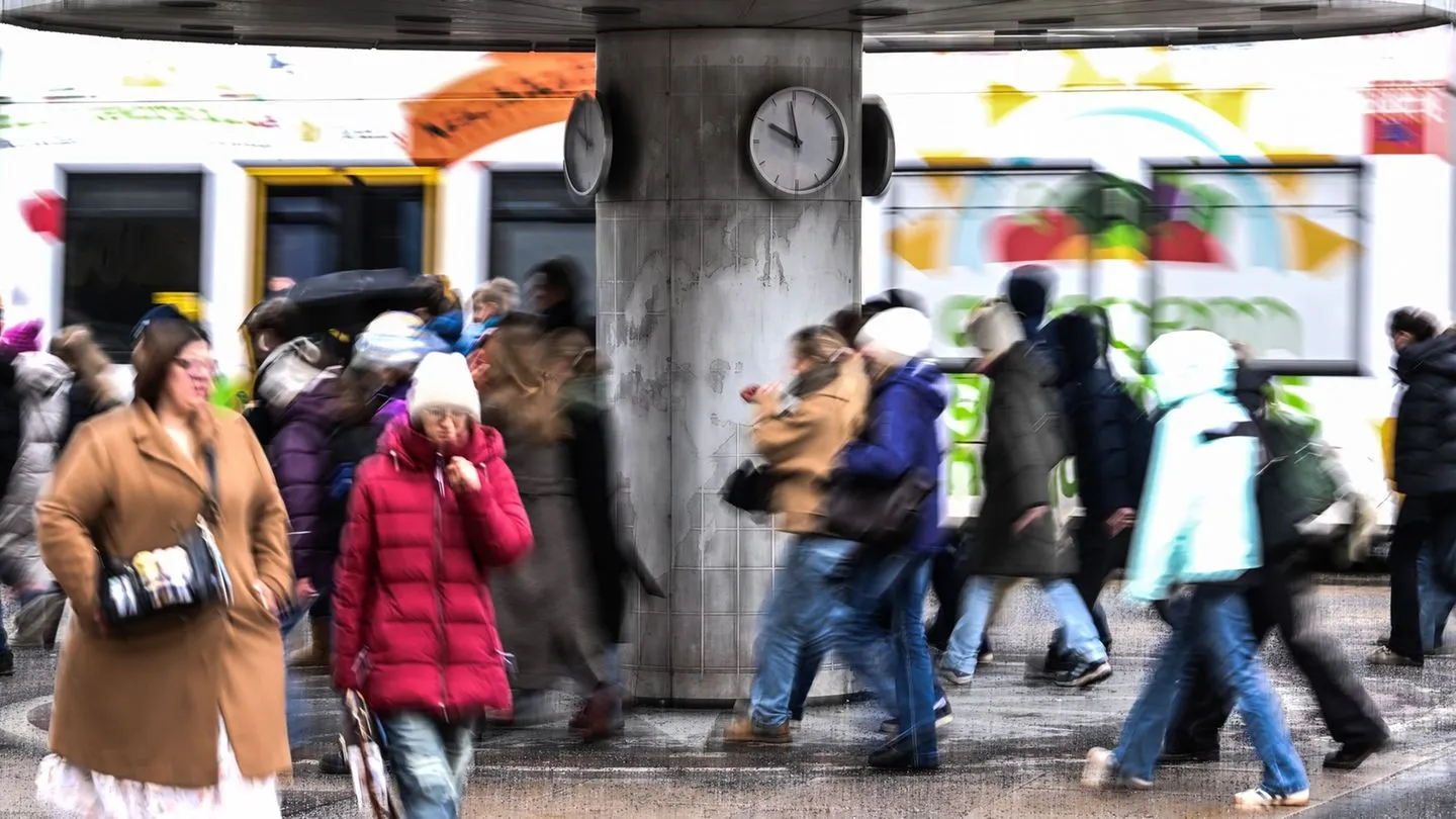 Sozialbudget: Sozialausgaben klettern auf ein Drittel der Wirtschaftsleistung – Alarmzeichen für Deutschland