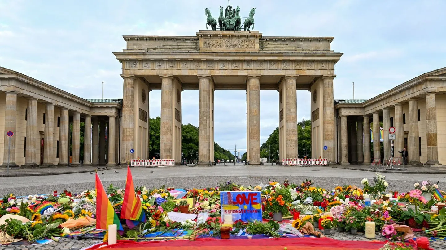 Terroranschlag in Berlin: Polnische Mutter stirbt bei CSD-Attacke – Fragen an Sicherheitsbehörden bleiben