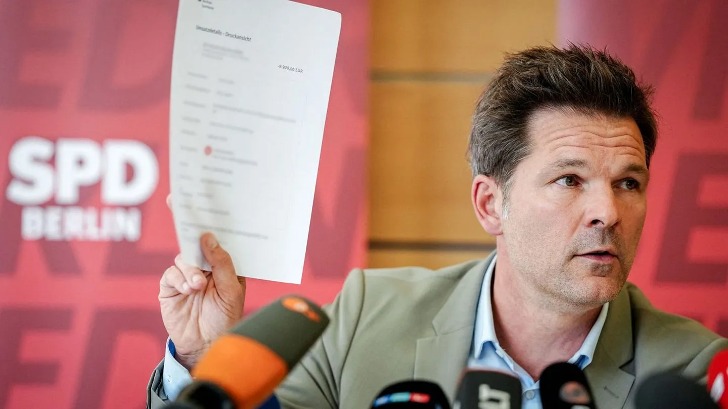 Ermittlungen: Berliner SPD-Spitzenkandidat Krach weist Vorwürfe entschieden zurück